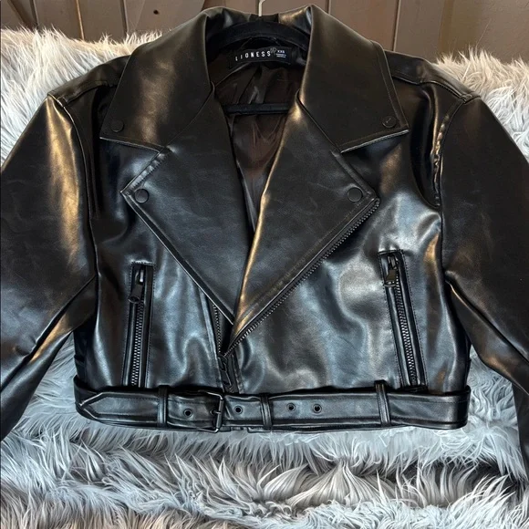 LIONESS faux crop jacket - Picture 6 of 6